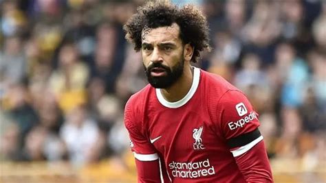 محمد صلاح يقود هجوم ليفربول أمام أستون فيلا في الدوري الإنجليزي