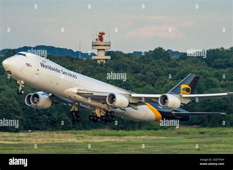 Flughafen K Ln Bonn Cgn Ups Airlines Frachtflugzeug Boeing