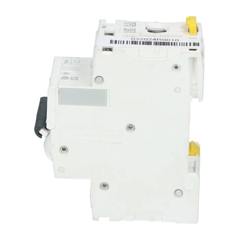 Schneider Electric A9F79216 | Maxodeals