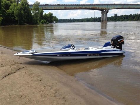 Allison Xb 2002 Worlds Fastest Bass Boat Boat Bass Boat Fast Boats