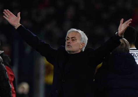 Mourinho imposes media silence on Roma players after Atalanta draw