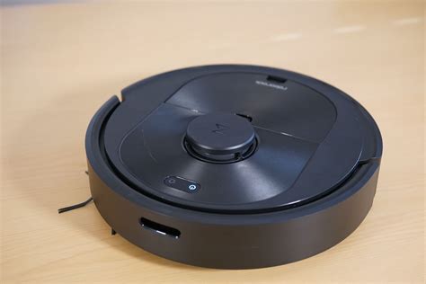 Roborock Q5+: The Self-Empyting, 3D Mapping, Vacuuming Robot