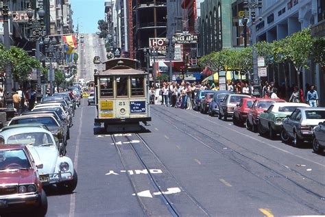 San Francisco Cable Car System on Street · Free Stock Photo