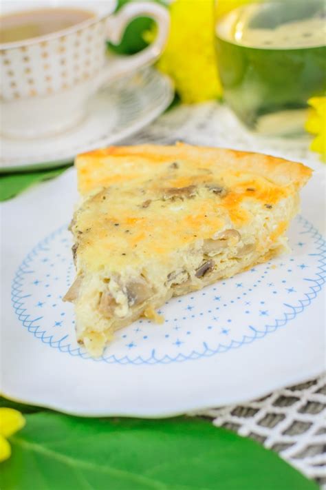 Cheese & Mushroom Quiche - Peppers & Pennies