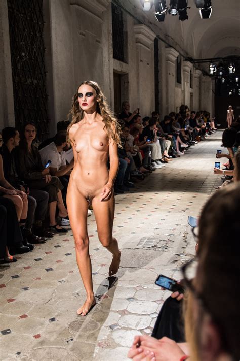 Naked Tits On The Catwalk Porn Photos