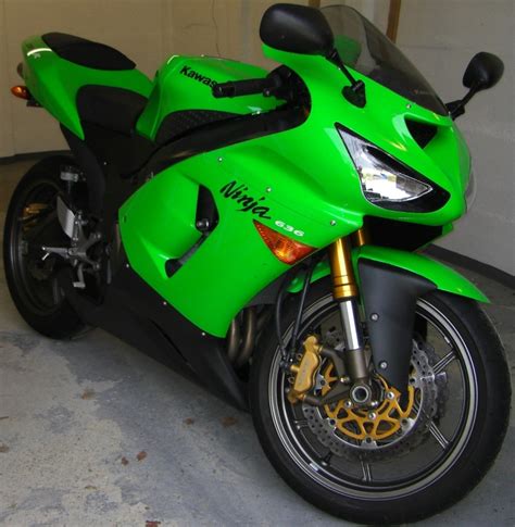 Kawasaki ZX-6R Ninja 636 C : Biete Motorrad