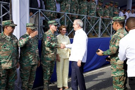 Abinader Encabeza Desfile Militar 180 Aniversario Independencia