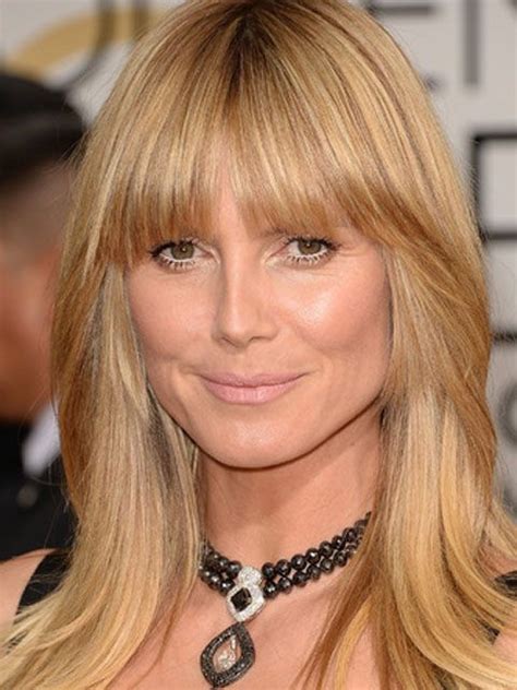 35 Best Glamorous 70s Feathered Hair Style Looks Feathered Hairstyles Hairstyles With Bangs