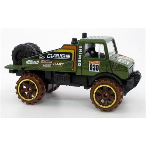 Hot Wheels Dirt Mercedes Benz Unimog 1300L Universo Hot Wheels