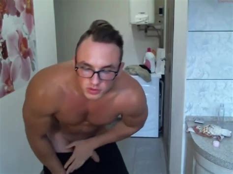 Daniel Fit Muscle Naked Cam Show ThisVid