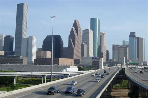 TexasFreeway > Houston > Photo Gallery > Downtown Houston Freeways, Page 1