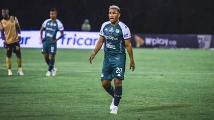 La Raz N Por La Que Laura Bozzo Usa Bikini A Sus A Os Infobae