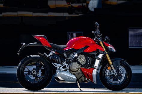 Gallery Ducati Streetfighter V S Super Naked Bike Paul Tan Image