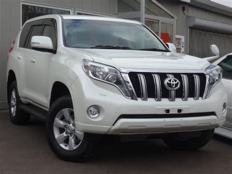 【トヨタ Land Cruiser Prado ランドクルーザープラド Tx Trj150】入庫！ 中古車・スポーツカーのイサイズ