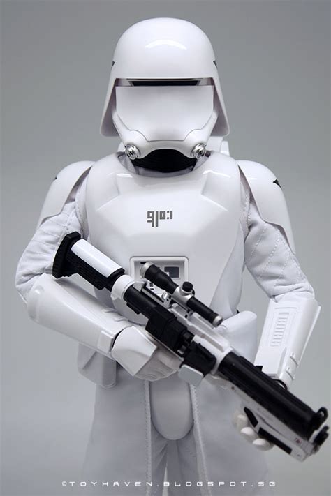 Toyhaven Review 1 Hot Toys Star Wars TFA 1 6th Scale First Order Snowtrooper 12 Inch