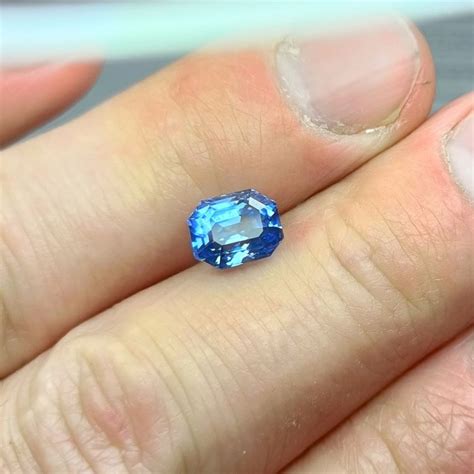 3 72 Karat CEYLON SAPHIR SAPPHIRE Edelstein IGI ZERTIFIKAT Kaufen Auf