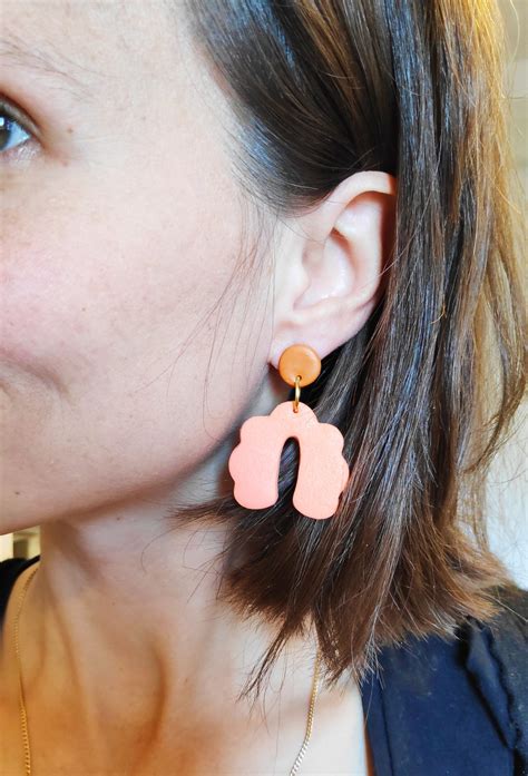 Nube terracotta et nude Les curiosités de Pauline