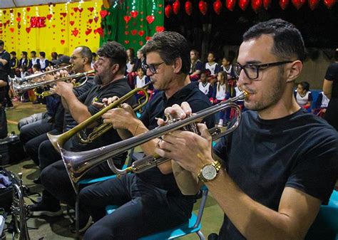 Big Band leva Projeto Todo Canto à Escola Municipal Professor José de ...