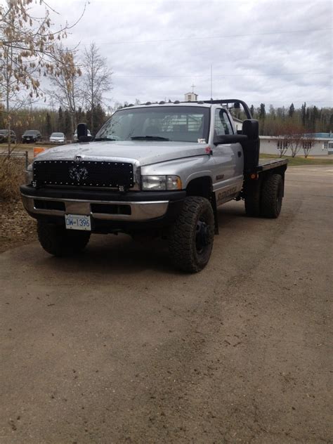 Lifted Flatbeds!! - Page 4 - Dodge Cummins Diesel Forum