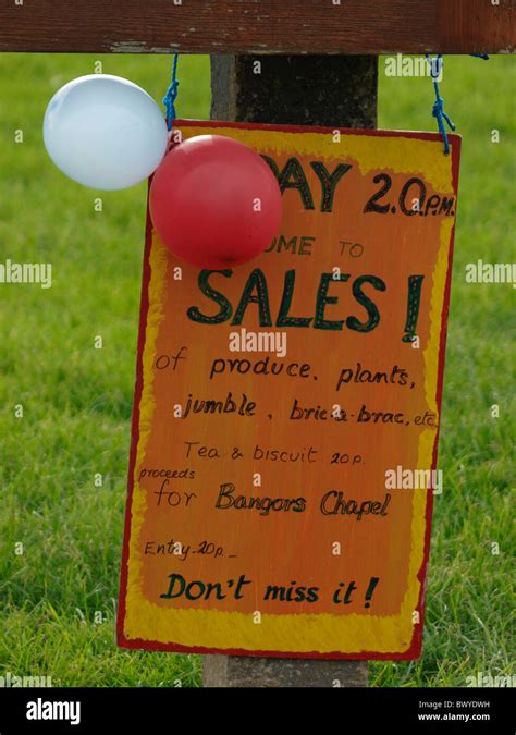 Jumble Sale Sign Hi Res Stock Photography And Images Alamy