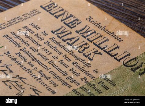 Close-up of a historical Reichsbank note (Germany) at the time of ...