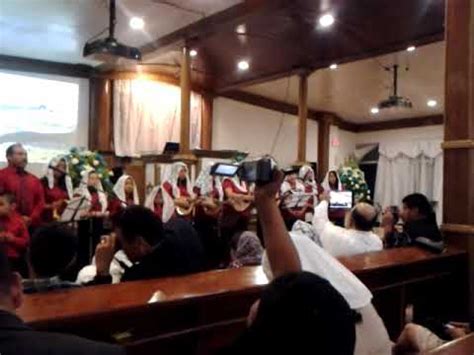 Iglesia de Dios israelita en los Ángeles CA En alameda Con el grupo