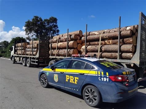 Prf Flagra Mais De Toneladas De Excesso De Peso Em Tr S Caminh Es Na