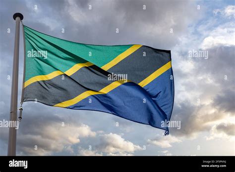 Tanzania flag hi-res stock photography and images - Alamy