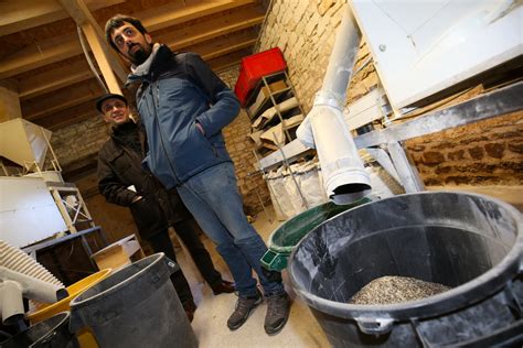 Haute Saône Au Fournil Du Gaec De La Modestine On Fait Du Pain Bio