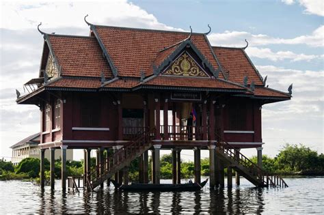 kampong phluk  living painting   waters  tonle sap