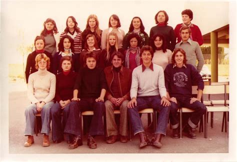 Photo de classe 2ème année BEP COMPTABILITE de 1975 Lycée