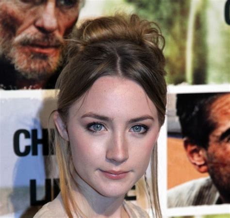 Saoirse Ronans Height Weight And Body Measurements Revealed