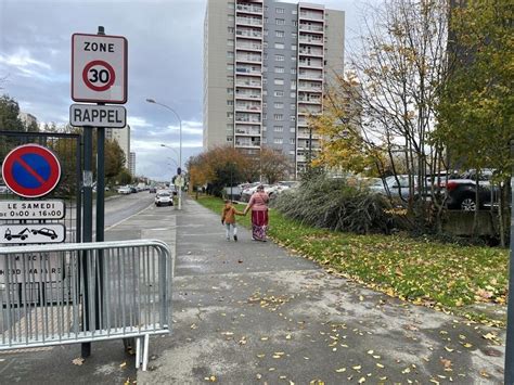 Dix Ans Pour Donner Un Nouveau Visage Au Blosne Nous Entrons Dans