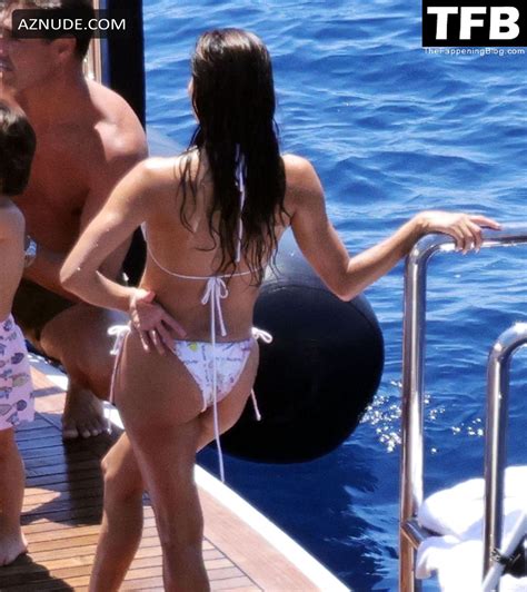 Eva Longoria Sexy Seen Showing Off Her Sultry Figure Wearing A Bikini On A Boat In Capri Aznude
