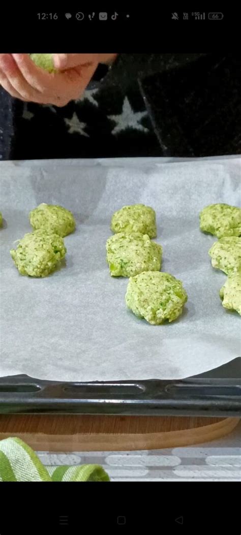 Polpette Di Broccoli Al Forno Sfiziose Leggere E Saporite