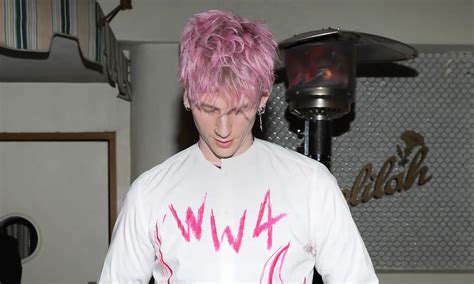 Machine Gun Kelly Blackbear Make Up Sex HypeTime