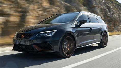 Hot Seat Leon Cupra R ST Revealed With 365 Bhp