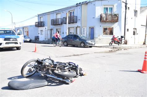 Un Motociclista Herido Tras Un Choque Con Una Camioneta En Linea Noticias