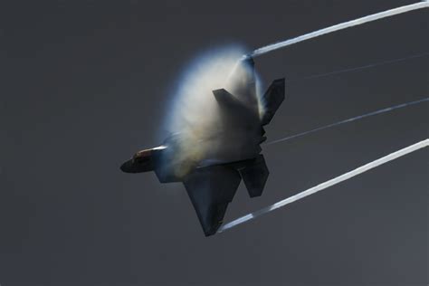 Flying F-22