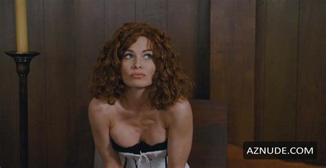 SCARY MOVIE NUDE SCENES AZNude