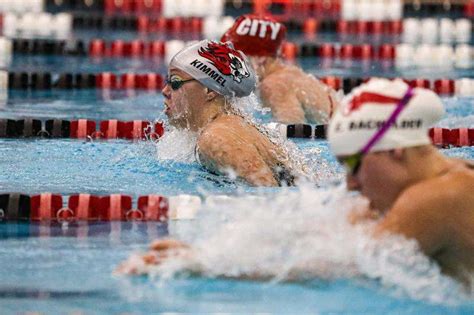 Photos: Iowa high school girls’ regional swimming at Linn-Mar | The Gazette