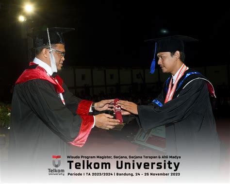 WISUDA TELKOM UNIVERSITY 2023 FTE S1 TEKNIK TELEKOMUNIKASI DEKAN 381