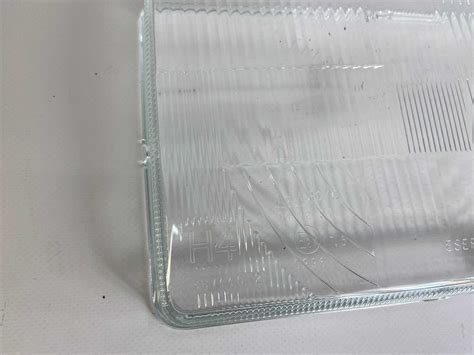 Стекло фары ВАЗ 2104, 2105, 2107 комплект 2 шт левое+правое: 490 грн ...