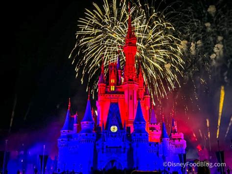 Magic Kingdom S Purple Wall Has A New Neighbor The Shareyourears Wall