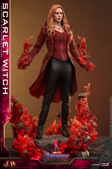 Hot Toys復仇者聯盟終局之戰緋紅女巫Scarlet Witch 比例的收藏級人偶 附上讓汪達氣勢再提升的特效地台