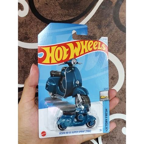 Jual Hot Wheels VESPA 90 SS SUPER SPRINT 1966 BIRU Shopee Indonesia