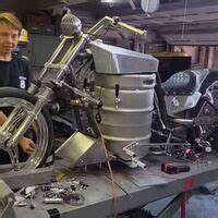 Zum Vatertag: Bike fährt mit Bier | MOTORRADonline.de