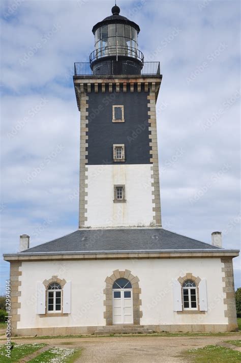 Phare De Pen Men De Ile De Groix Photos Adobe Stock