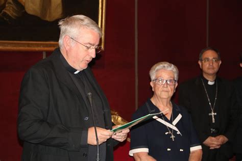 Carmen Murga Medalla Pro Ecclesia Hispalense Archidi Cesis De Sevilla