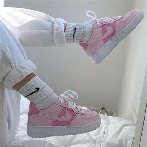 Nike Air Force 1 Pink Foam